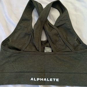 Alphalete Amplify Sports Bra